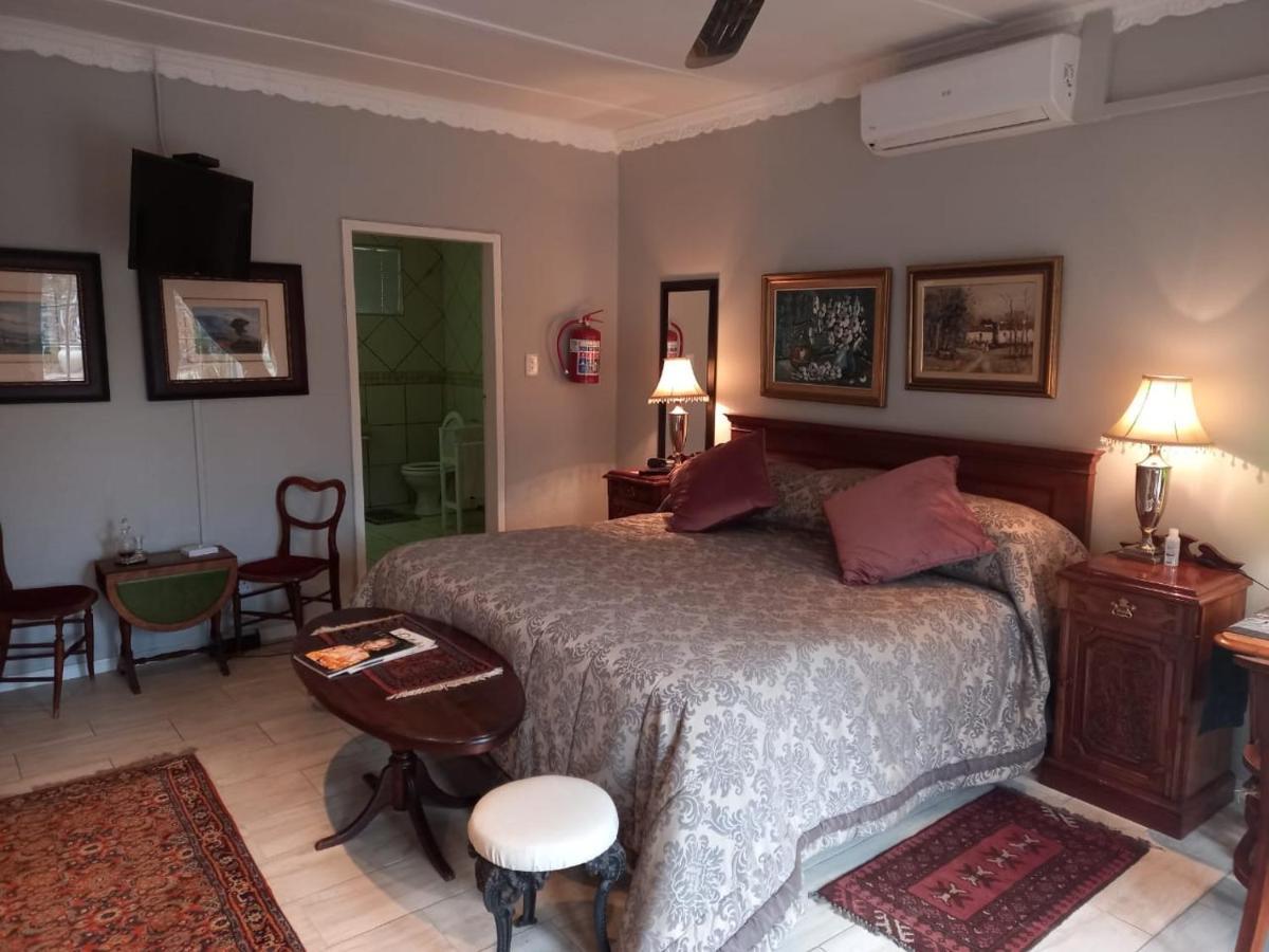 Michael-Angelo Guest House Почефструм Экстерьер фото