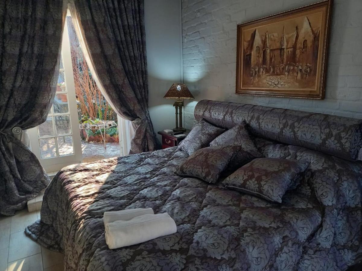 Michael-Angelo Guest House Почефструм Экстерьер фото