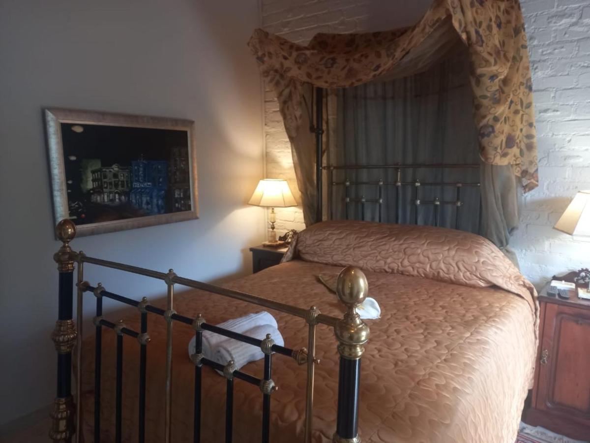 Michael-Angelo Guest House Почефструм Экстерьер фото