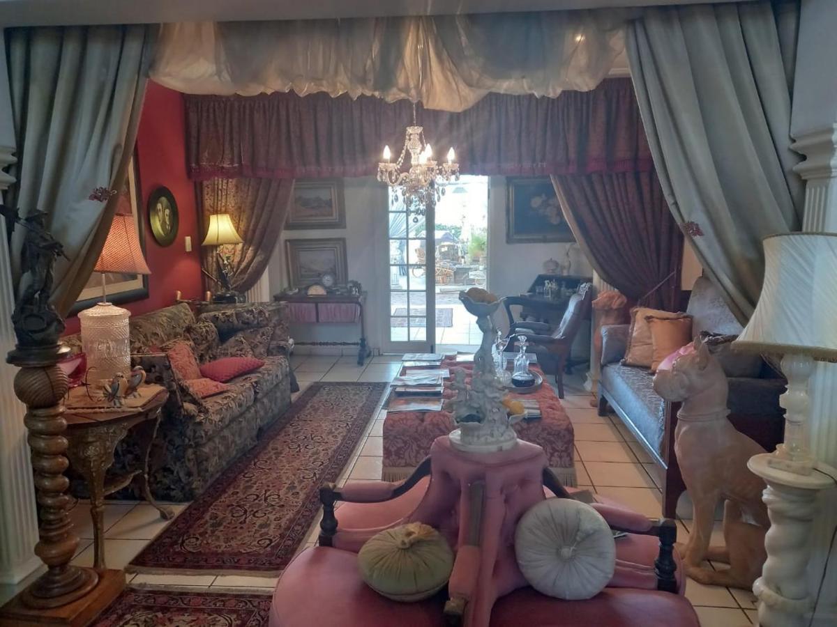 Michael-Angelo Guest House Почефструм Экстерьер фото