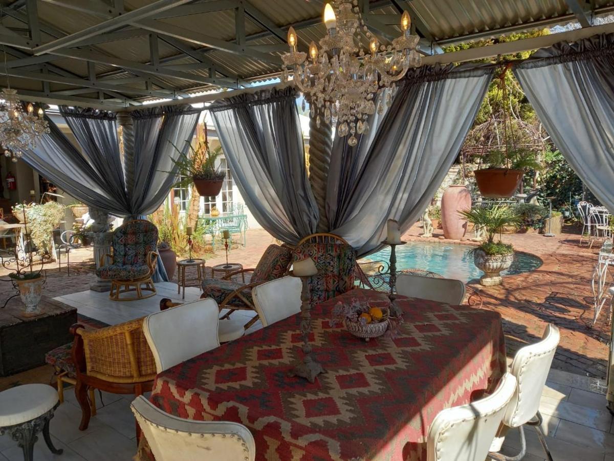 Michael-Angelo Guest House Почефструм Экстерьер фото